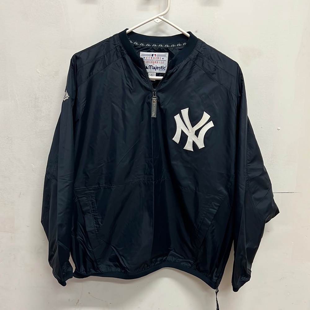 New York Yankees pullover (waterproof)